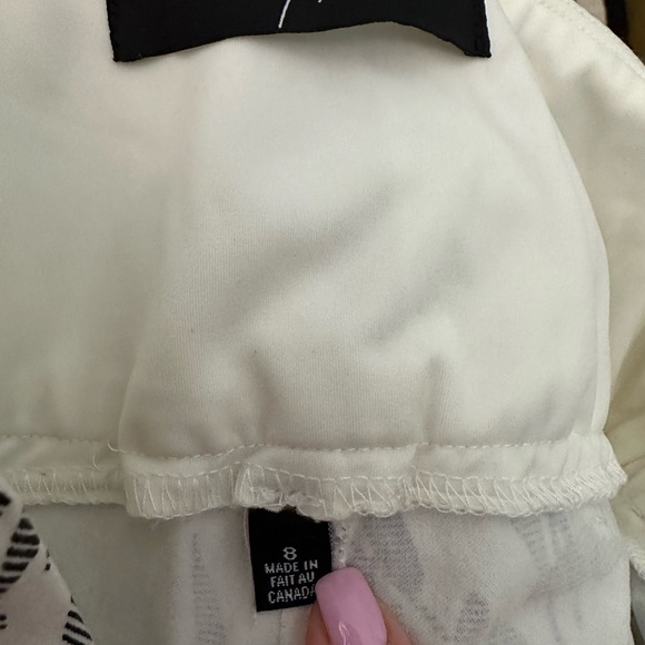 Up! Capri pants Size 8 - Picture 2 of 4